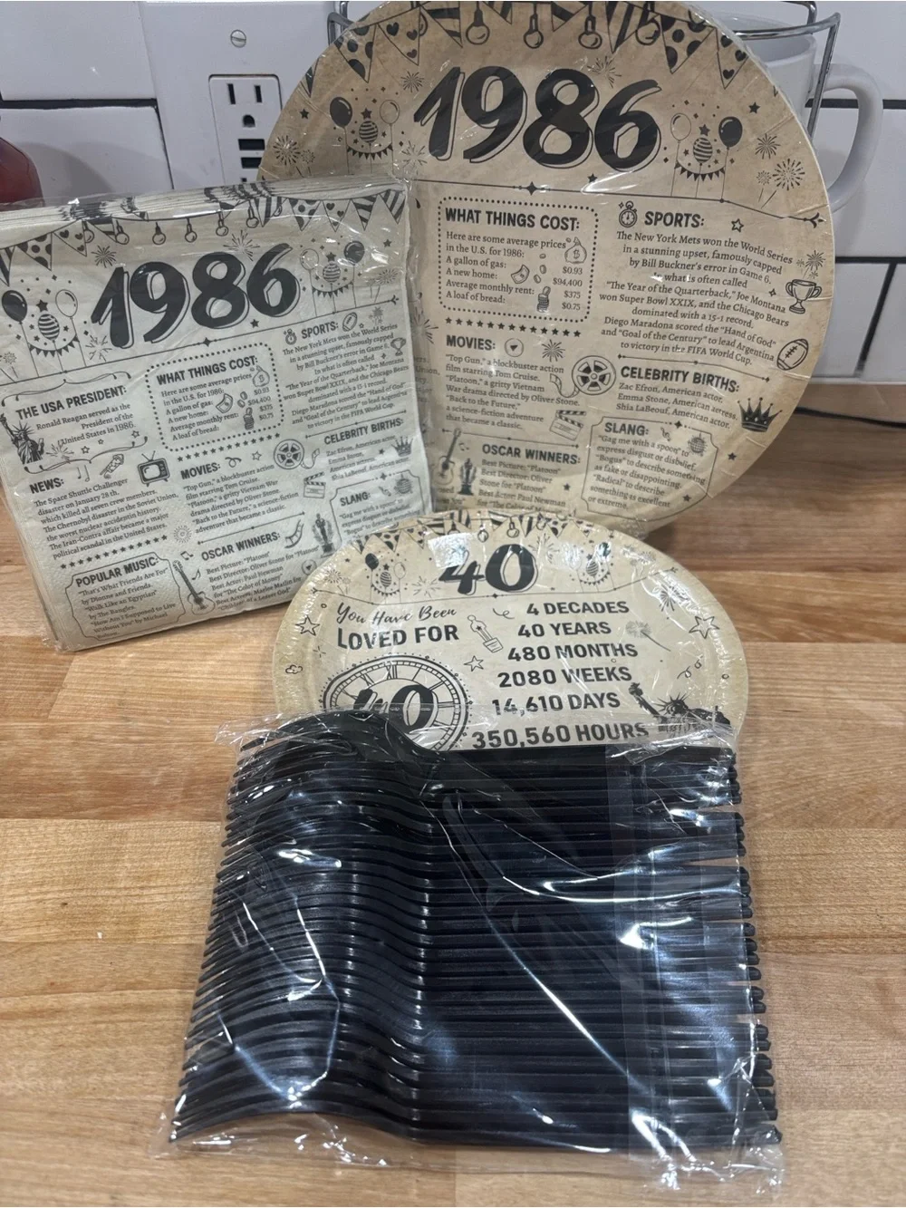 1986 Themed 40th Birthday Party Plate Set - Beige and Black